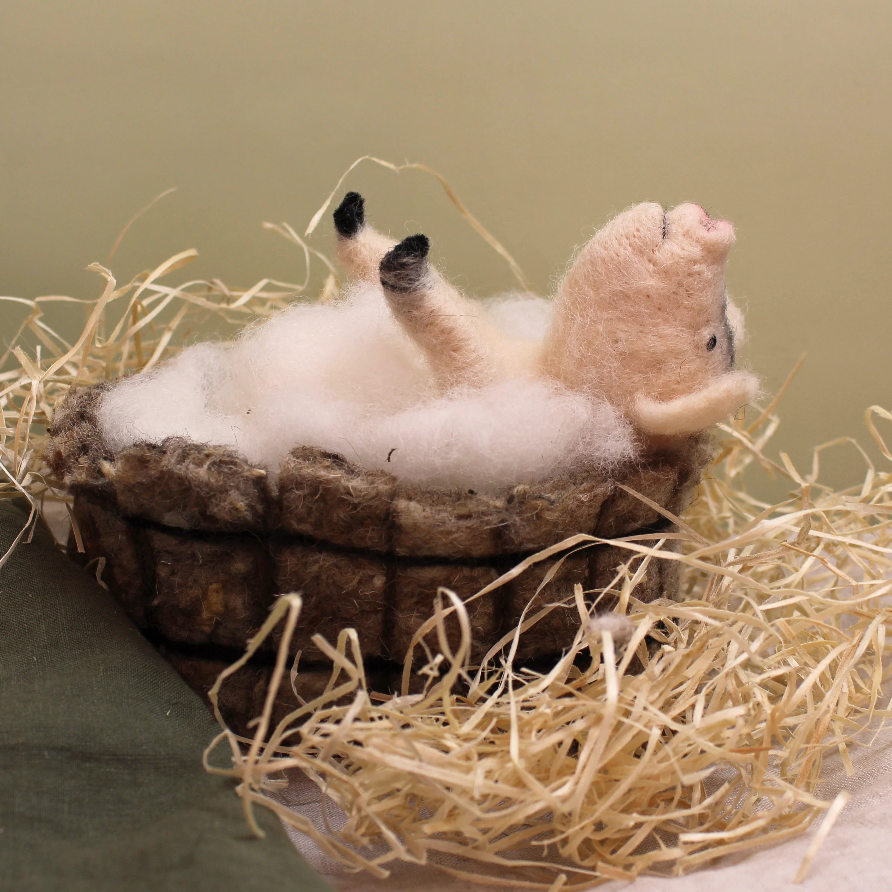 Gloucester Old Spot Pig Needle Felt Kit - no tools - Image 3