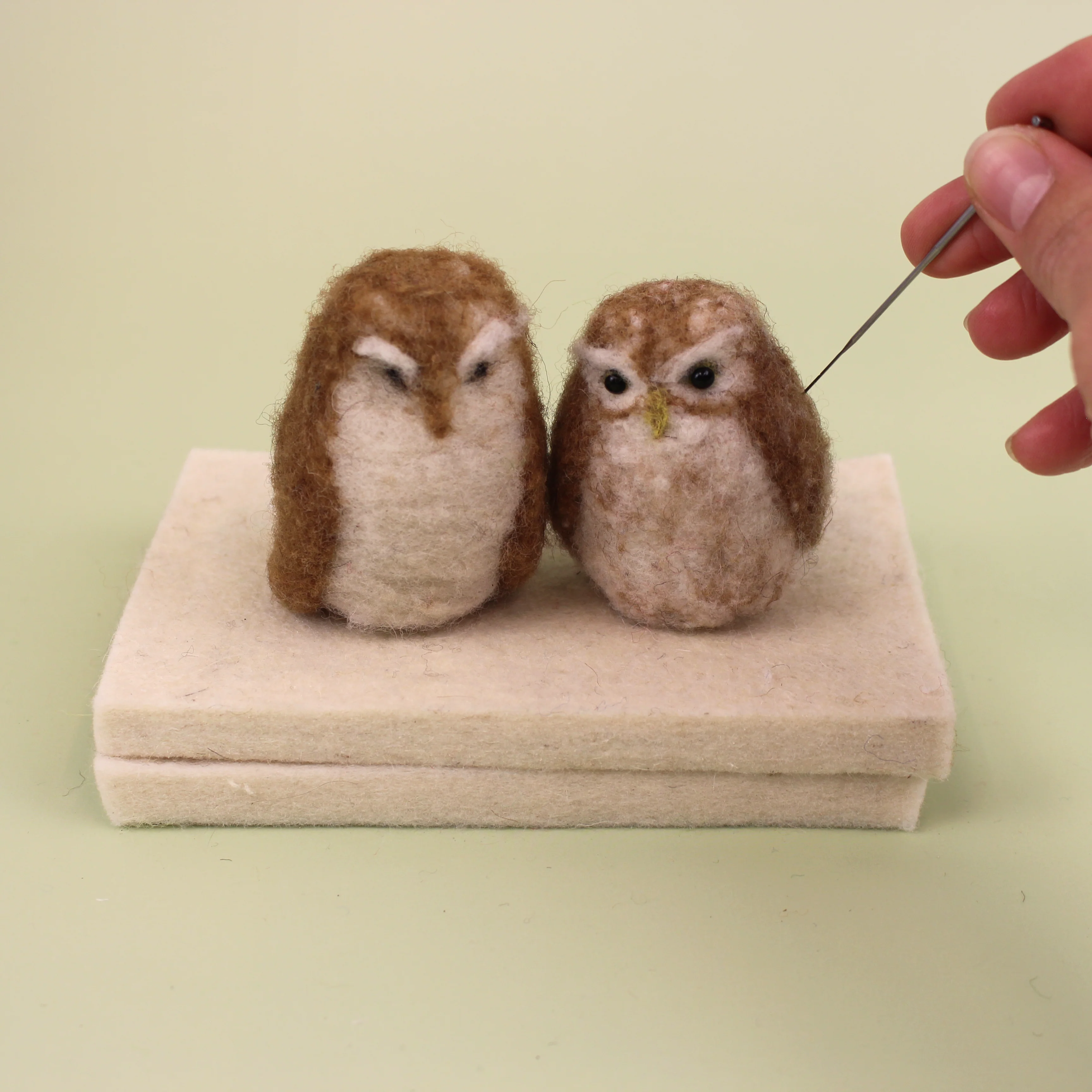 Little Owl Small Needle Felt Kit - Image 5